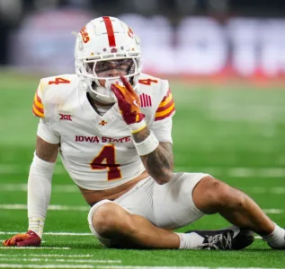 Cooper tabbed to Bednarik Award watch list